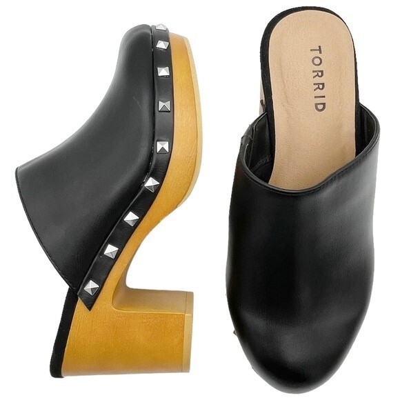 NWT Torrid Platform Studded Black Faux Leather Wooden Heel Mule Size 6.5 WW NEW - Picture 3 of 16